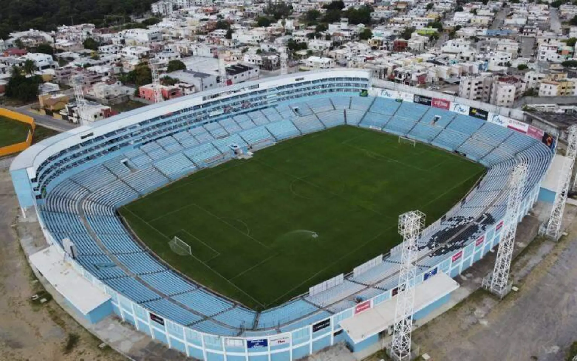 Estadio Tamaulipas en su máxima capacidad para el encuentro entre la Jaiba Brava y Dorados